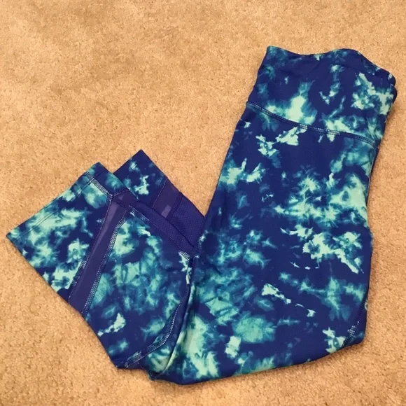 Xersion Blue Marble Cropped Leggings - Picture 2 of 9